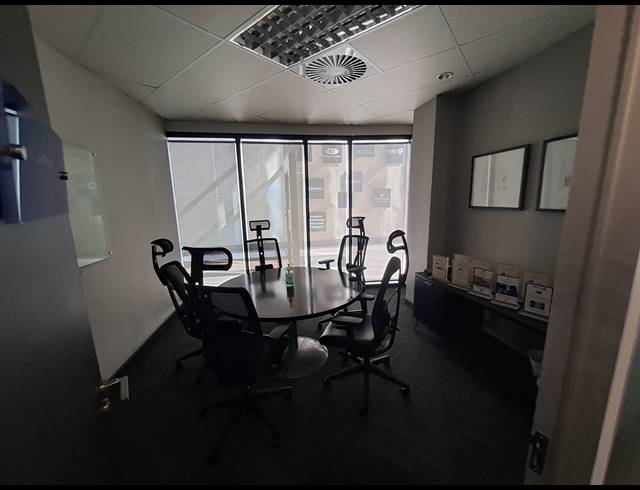 503M² OFFICE FOR SALE IN MELROSE ARCH
